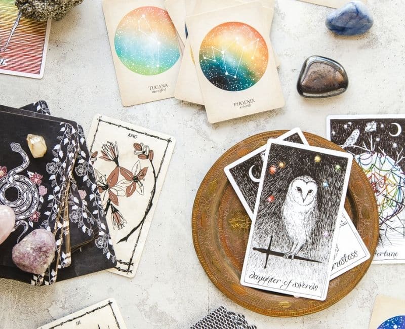tarot cards with oracle cards
